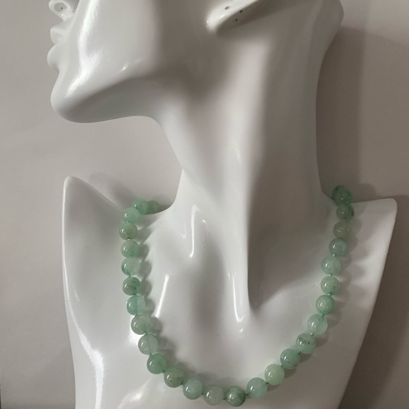 ANTIQUE new-old-stock Natural AVENTURINE necklace